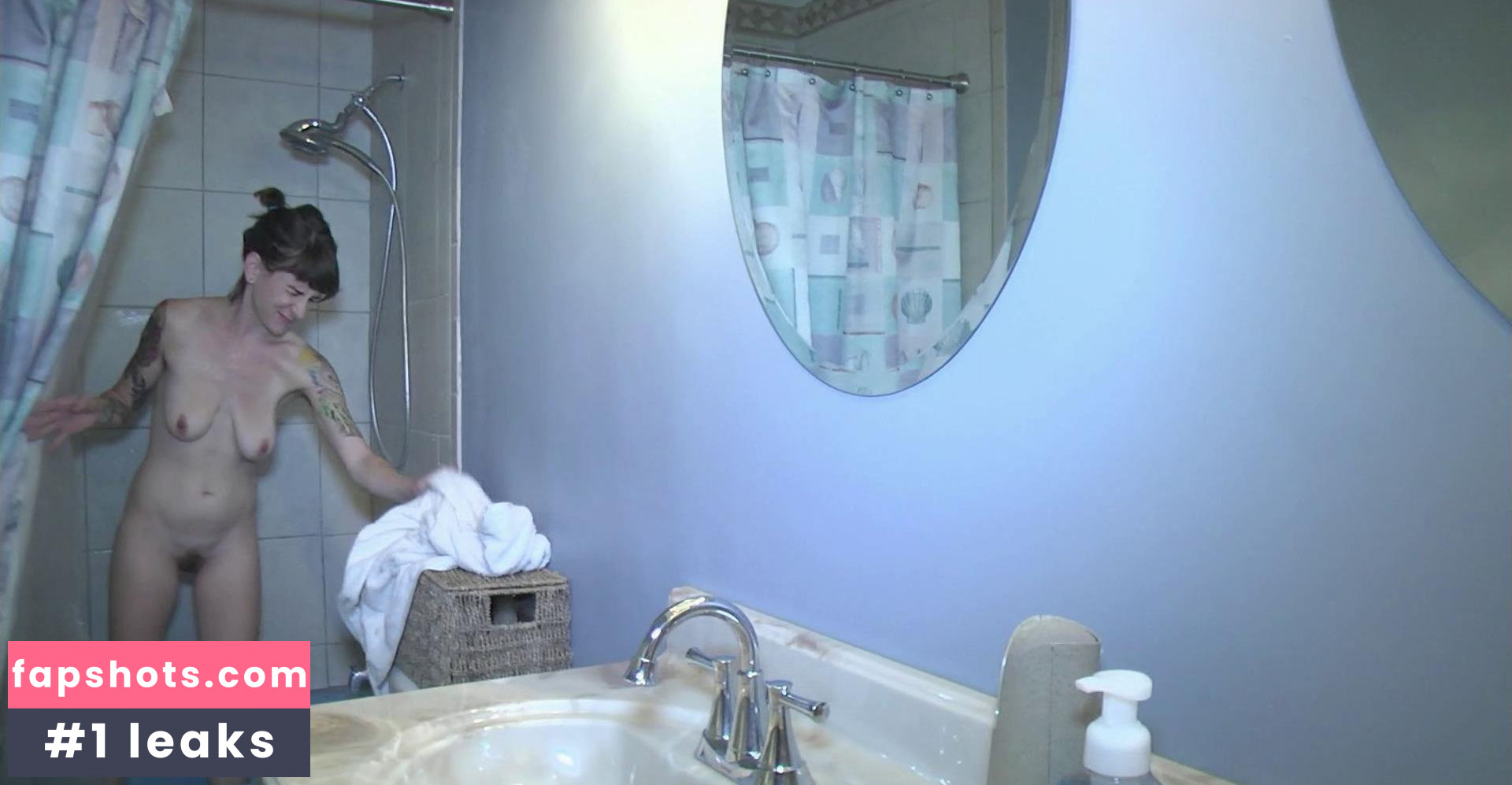 Allison Egan gallery photo #19