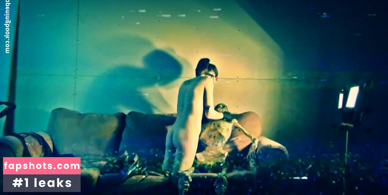 Allison Egan gallery photo #4