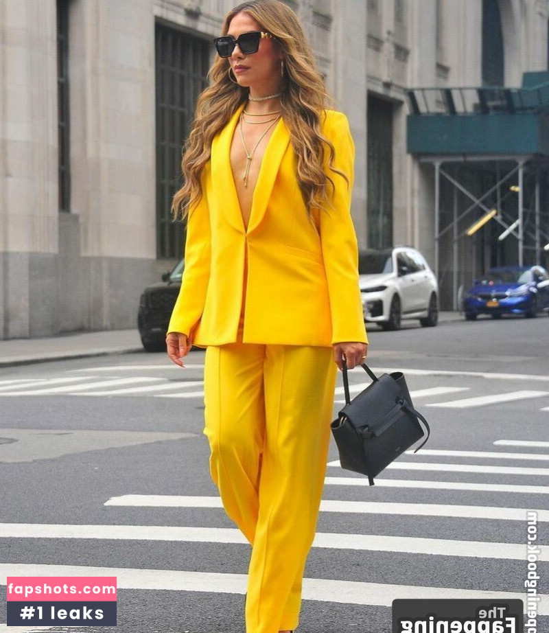 Allison Holker gallery photo #27