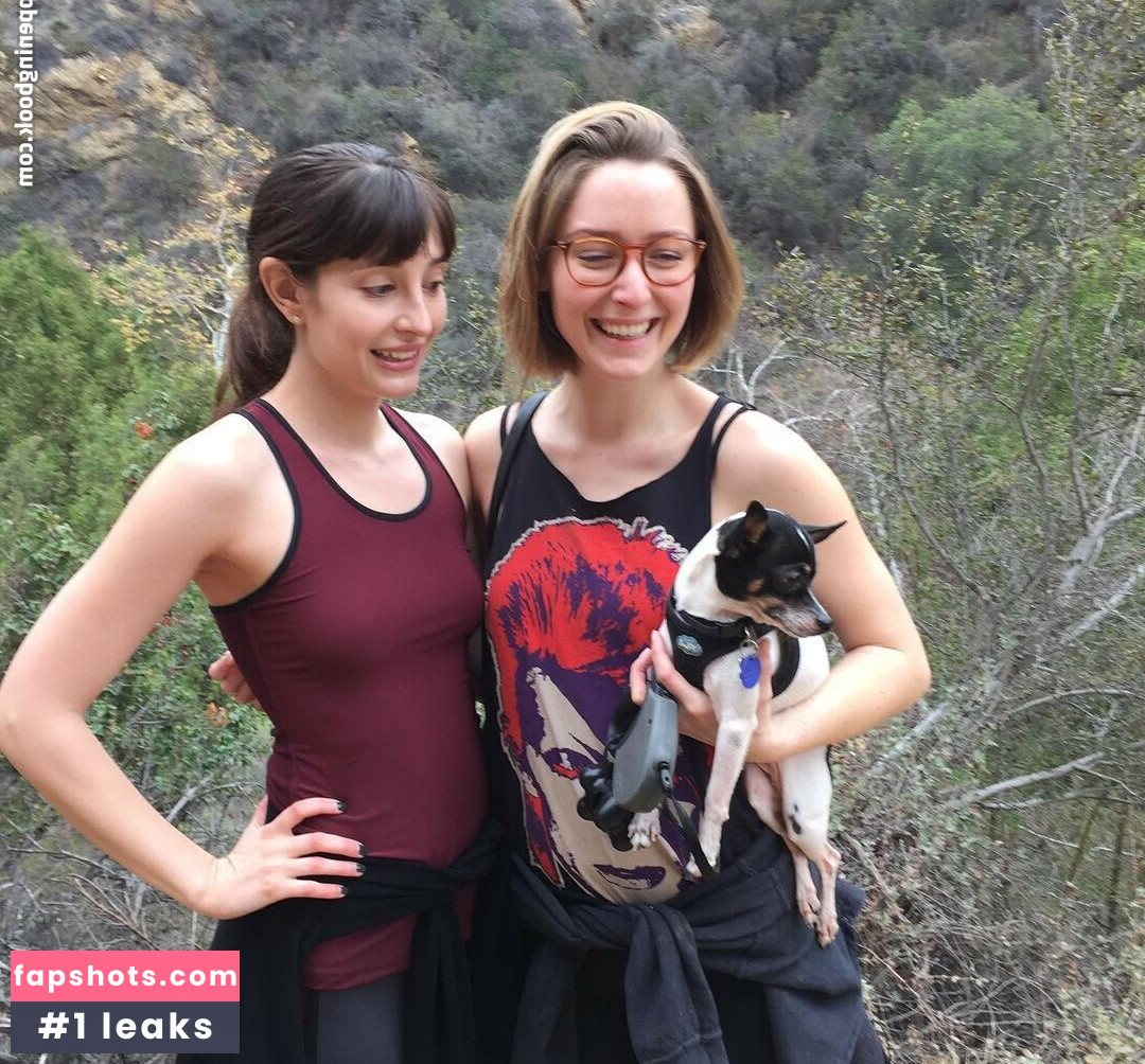 Allison Raskin gallery photo #23