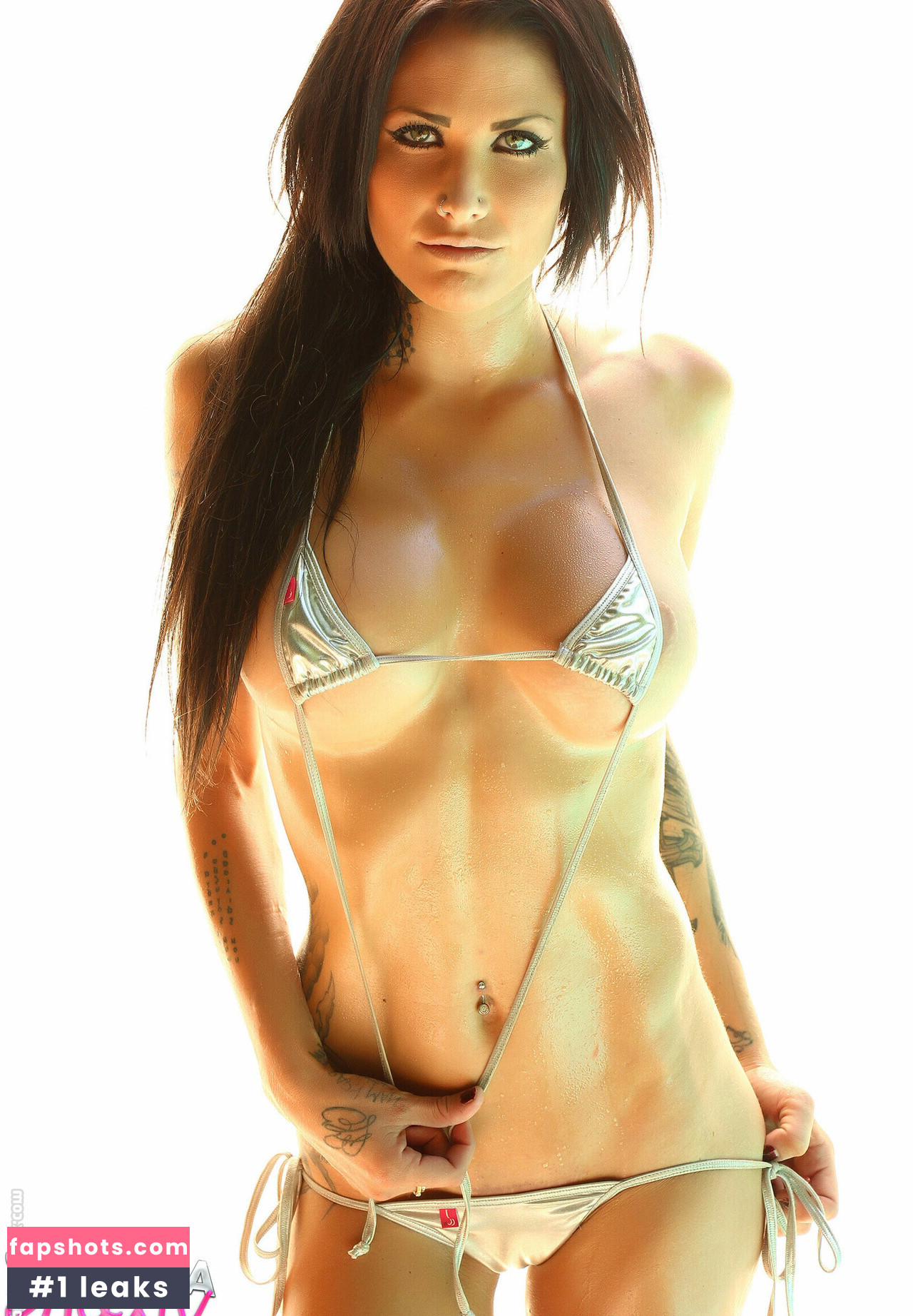 Alluring Vixens gallery photo #39