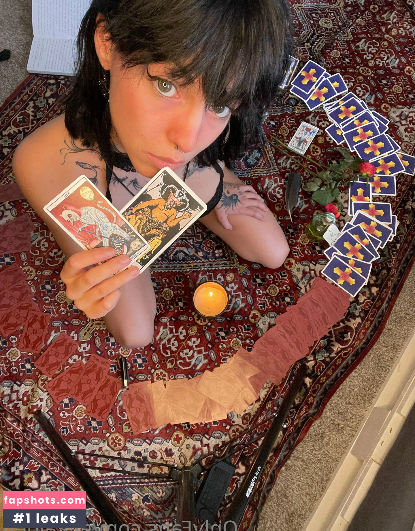 Ally Alden gallery photo #15