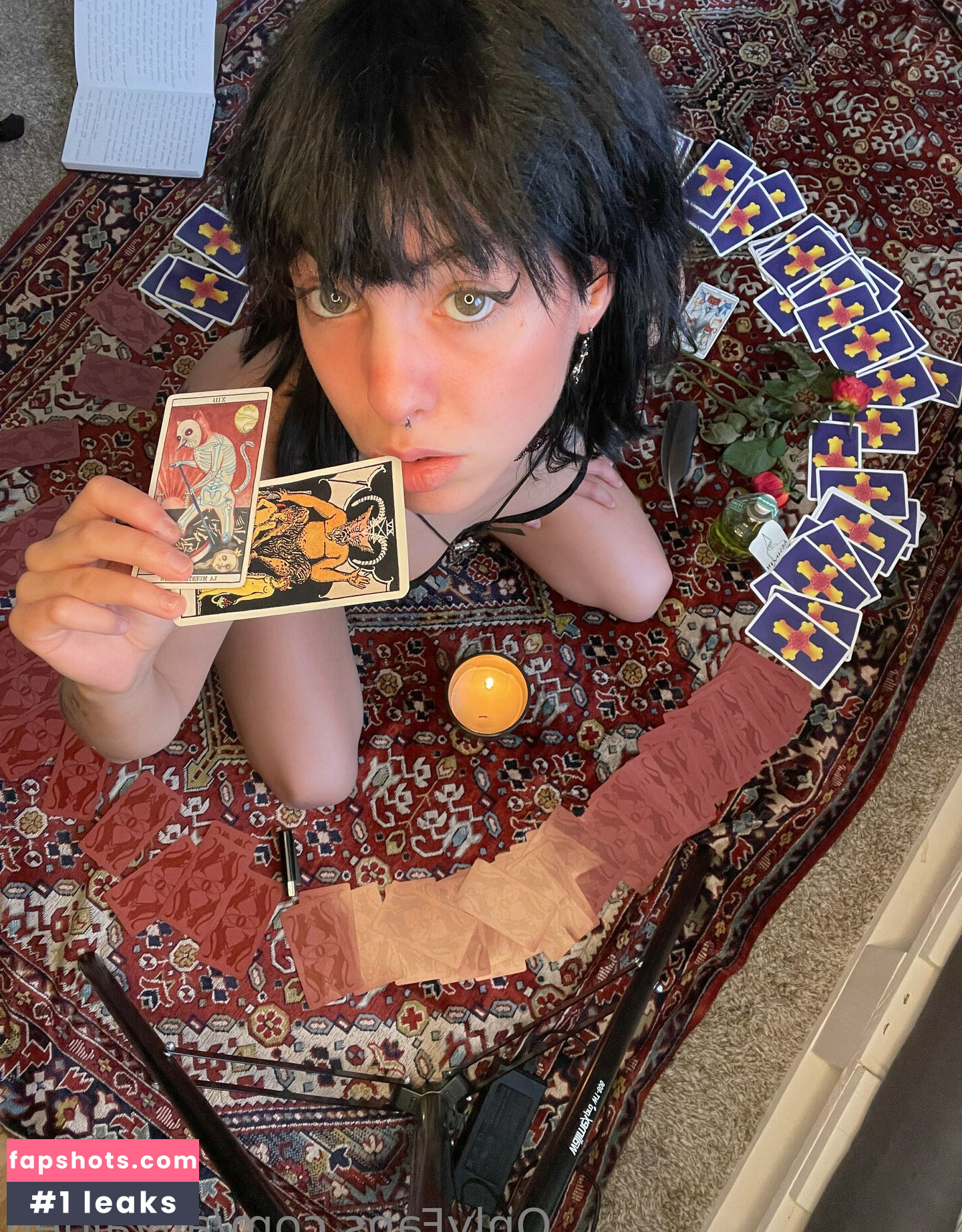 Ally Alden gallery photo #17