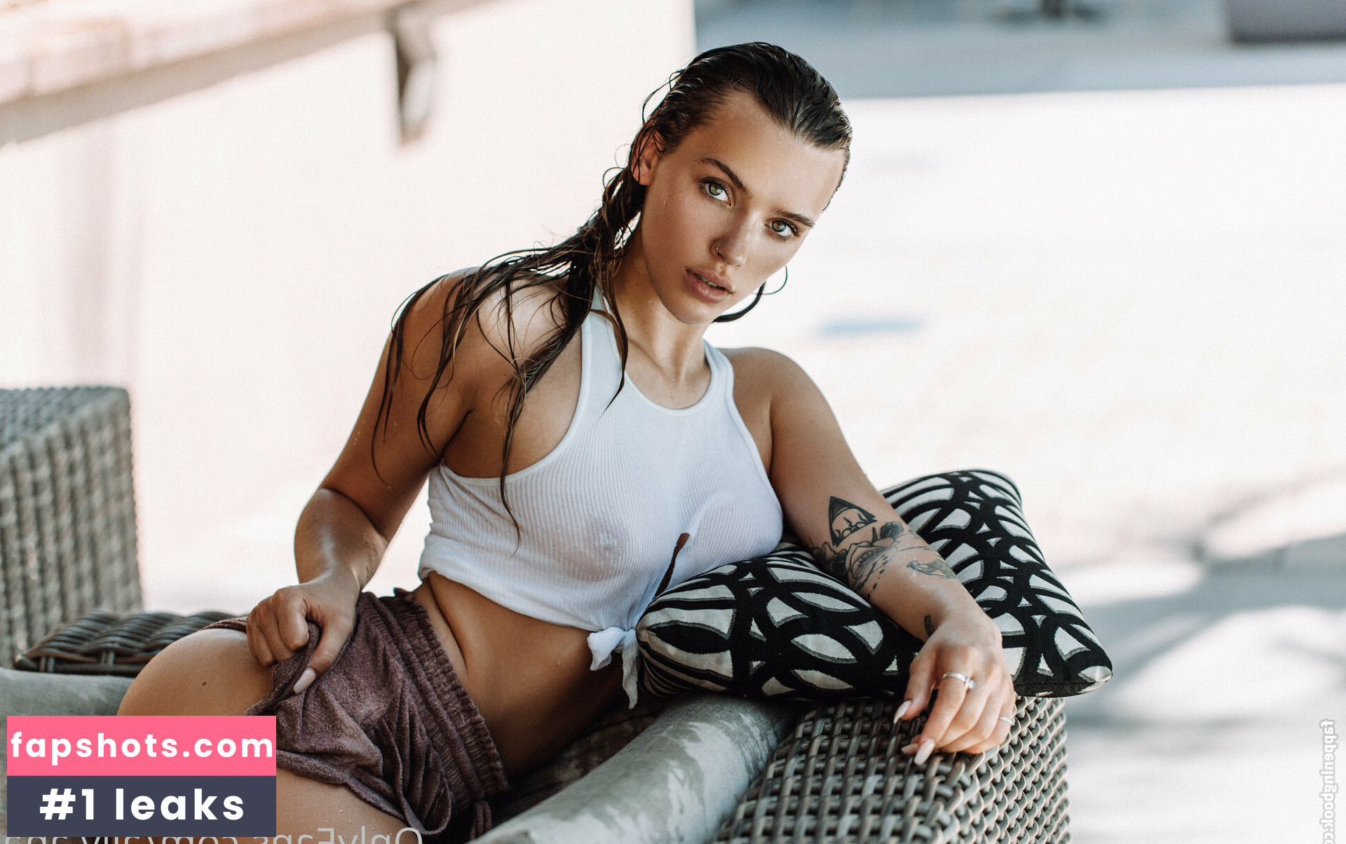 ally.ana Nude Leaks OnlyFans Photos #5 - LeakJerk