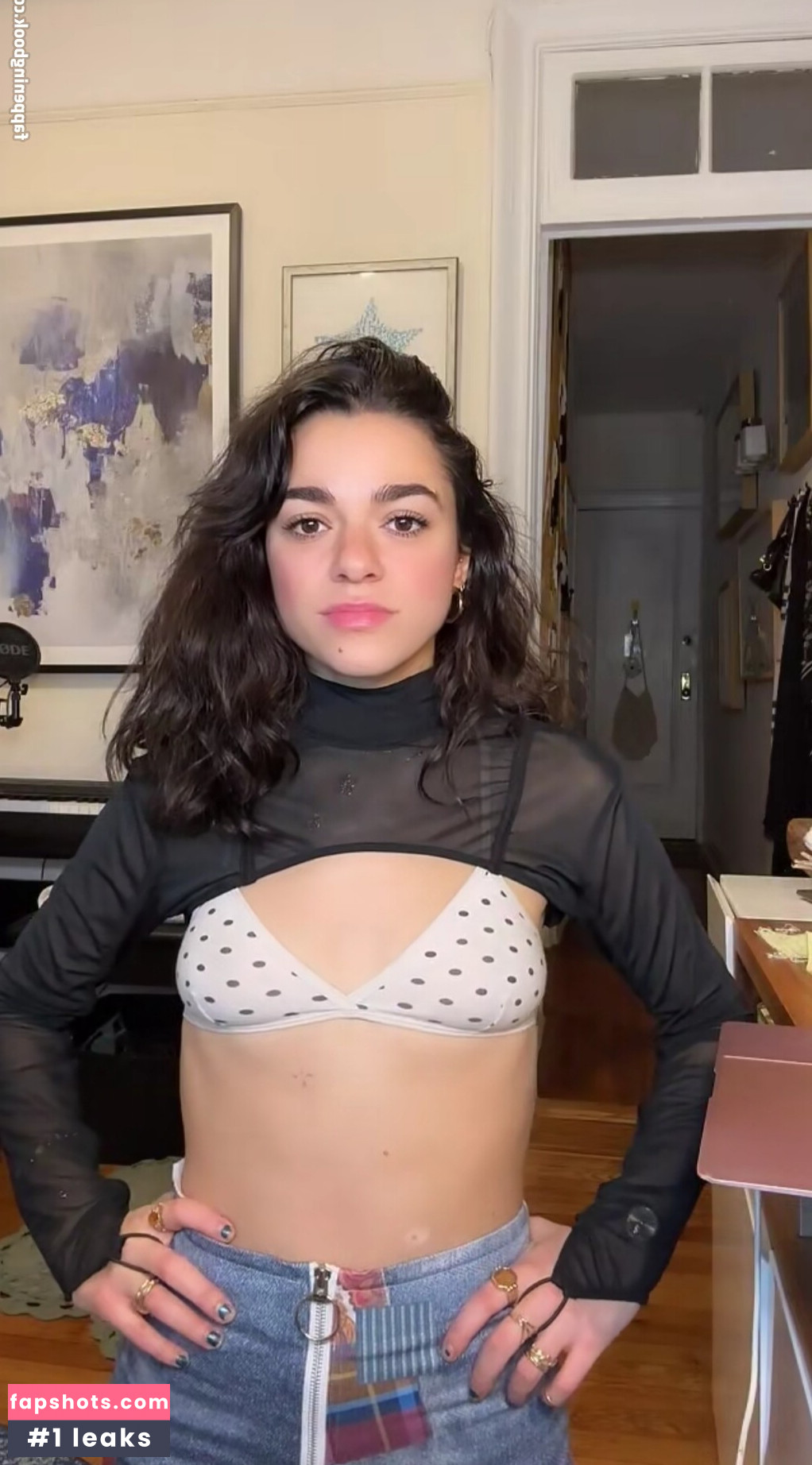 Ally Anna Maria gallery photo #2