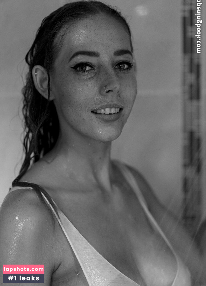 Ally J Wilkinson gallery photo #18