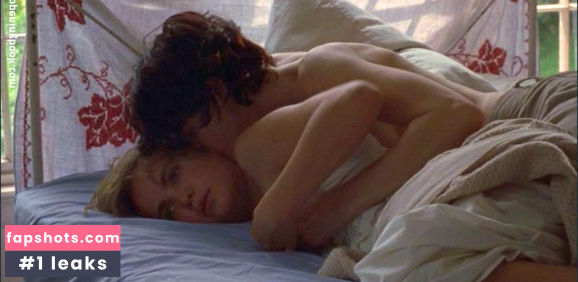 Ally Sheedy gallery photo #13