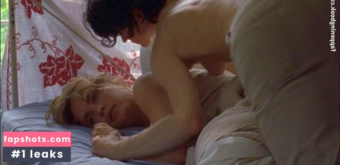 Ally Sheedy gallery photo #4