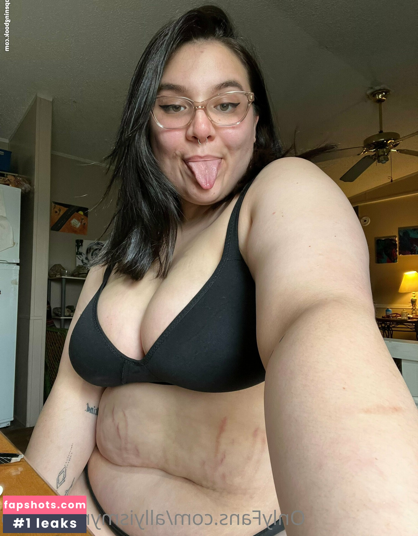 allyismyname_vip gallery photo #30