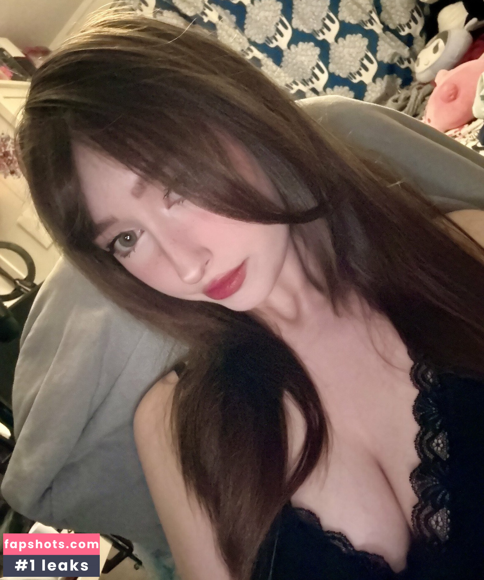 Allykitti gallery photo #2