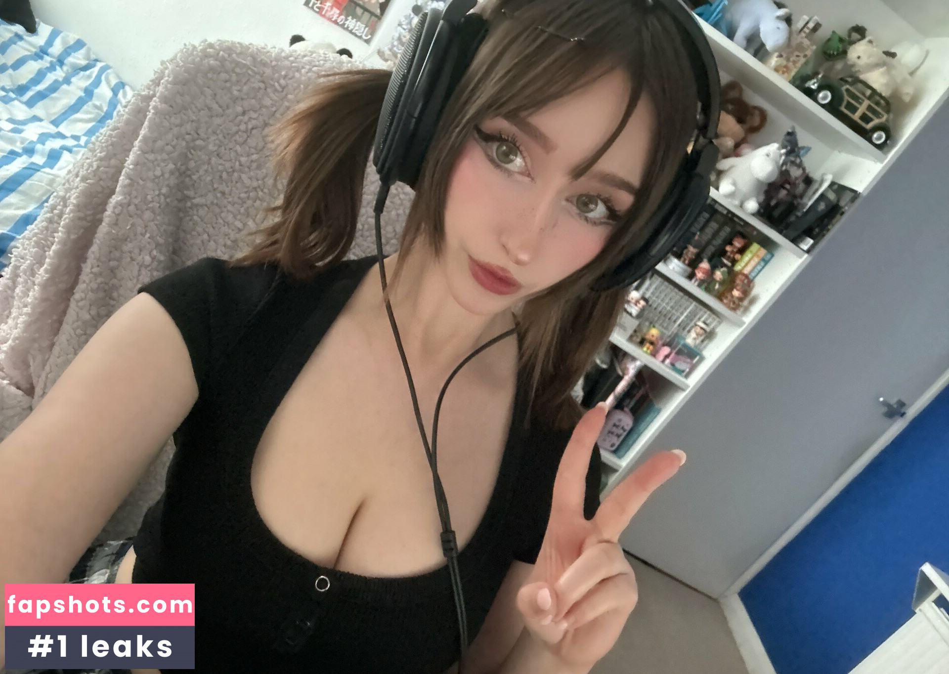 Allykitti gallery photo #33