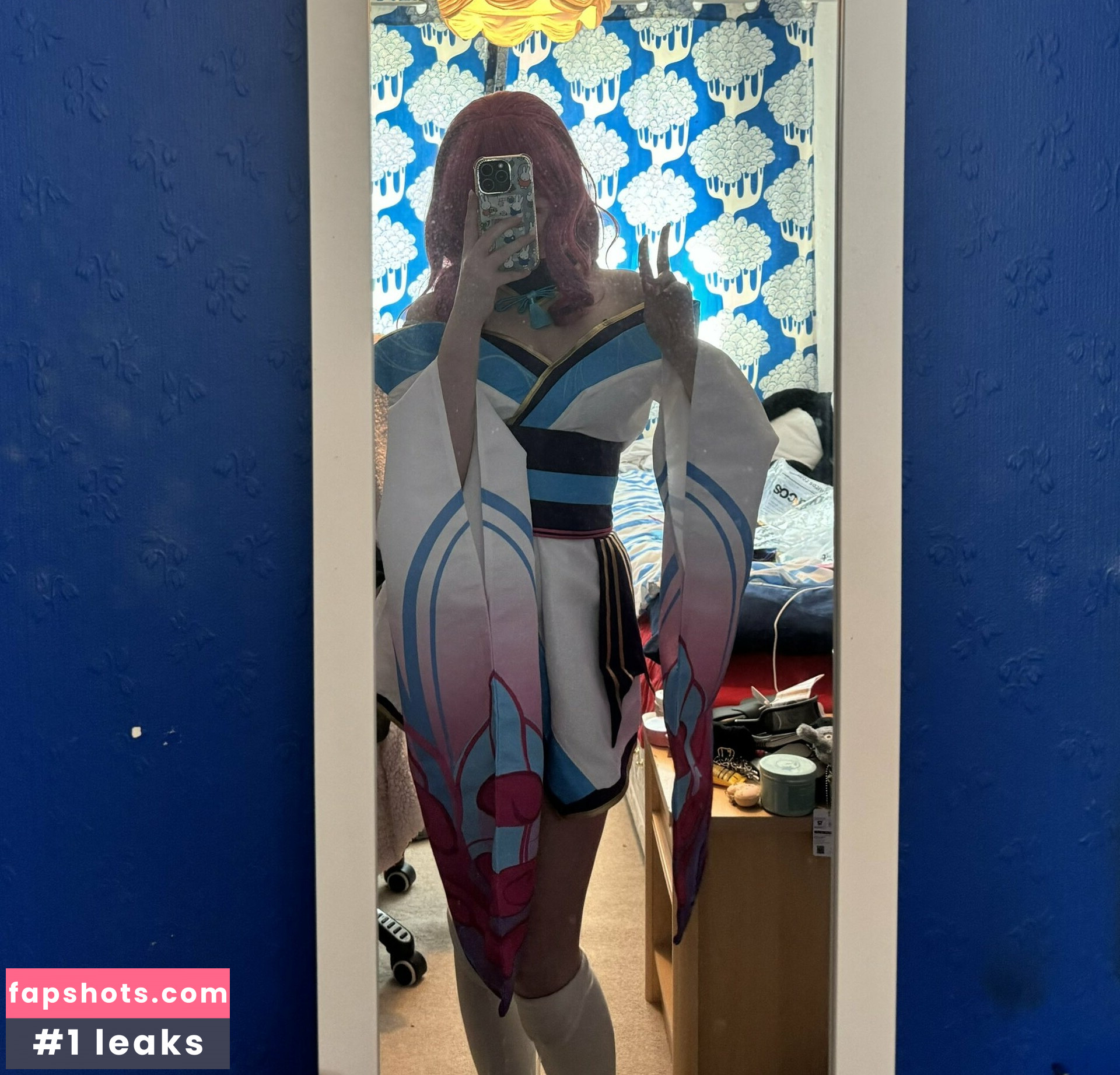 Allykitti gallery photo #38