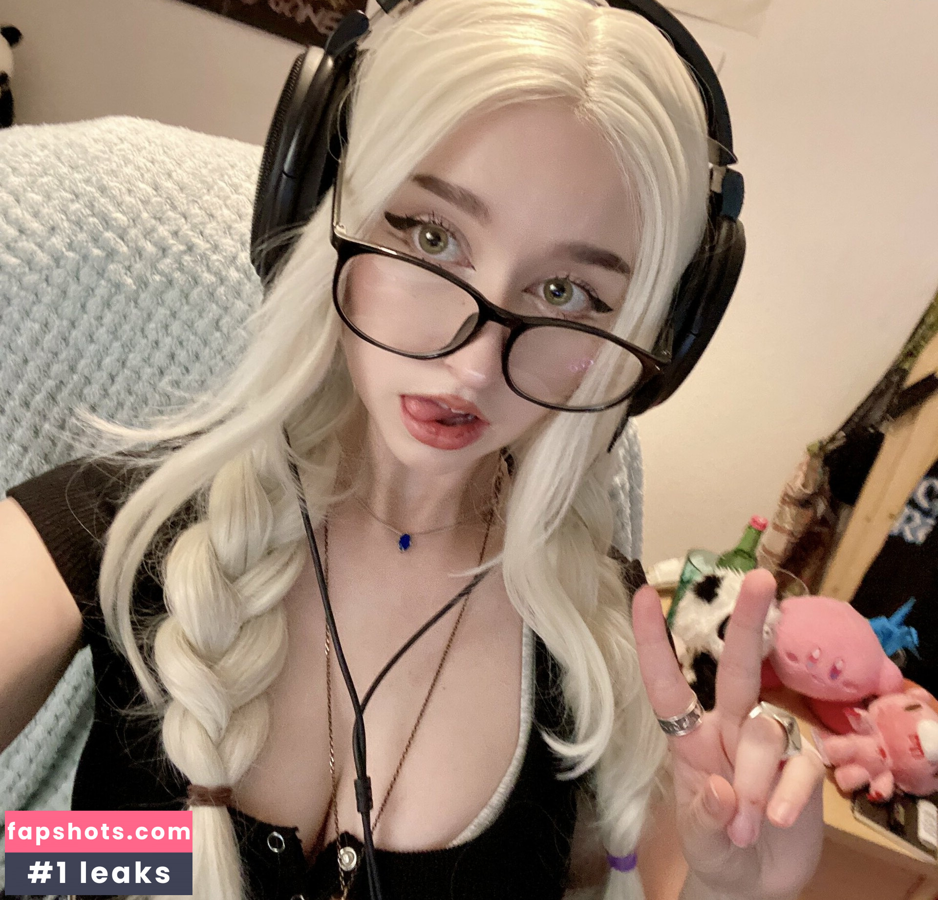 Allykitti gallery photo #58