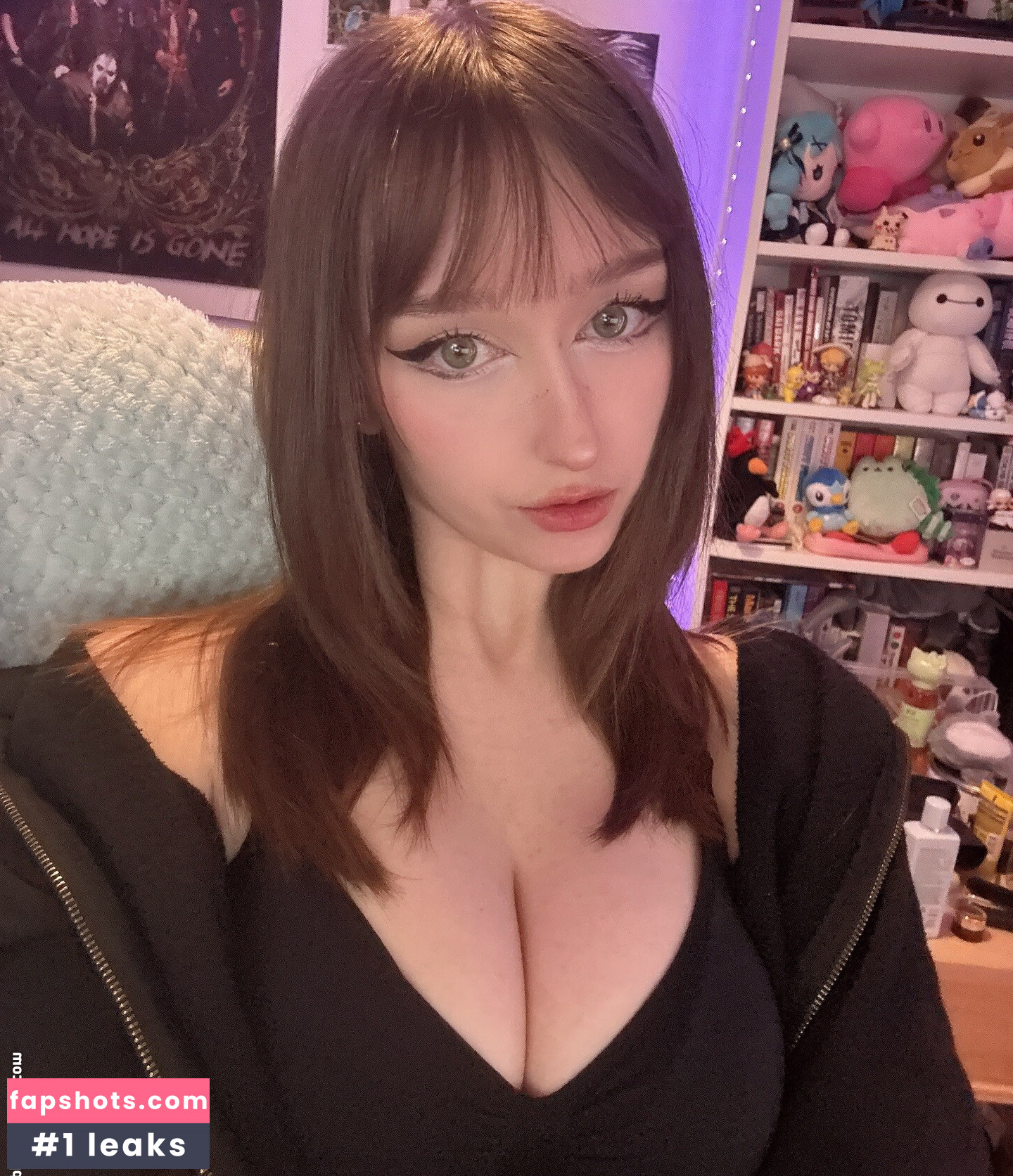 Allykitti gallery photo #10