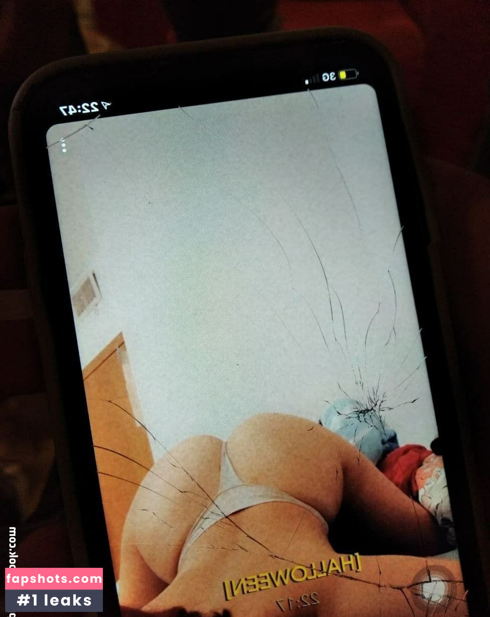 Alma Golan nude babe gallery