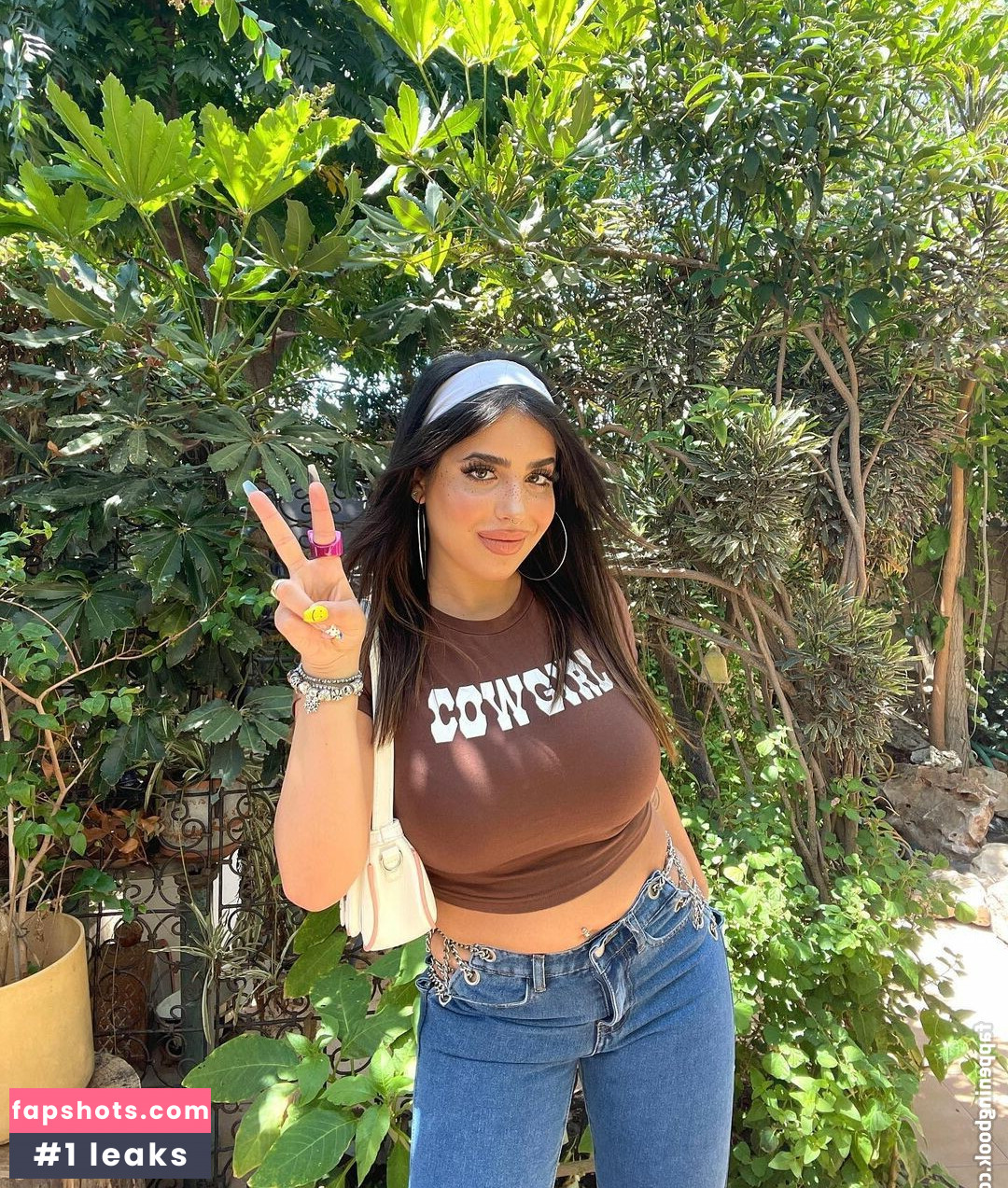 Almog Bismuth gallery photo #7