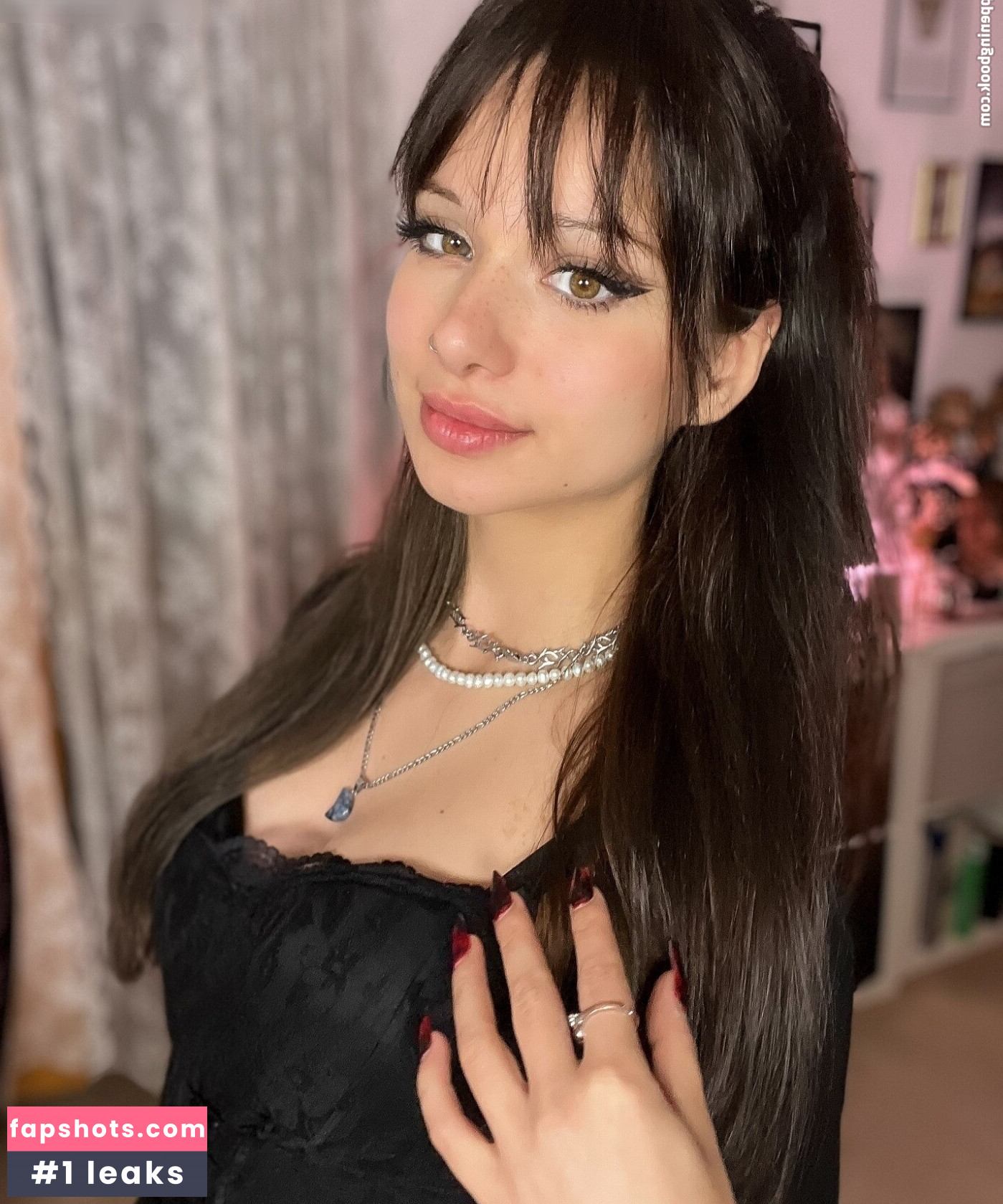 Almostfeline gallery photo #2