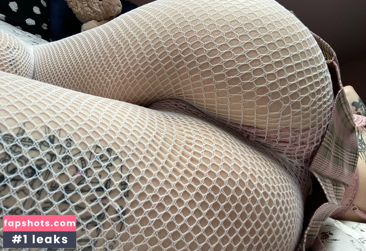 Aloeeveera Nude Leaks OnlyFans Photos #18 - LeakJerk