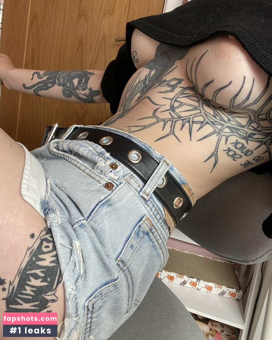 Aloeeveera Nude Leaks OnlyFans Photos #21 - LeakJerk