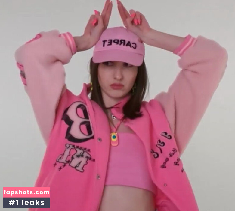 Aloona Larionova gallery photo #24