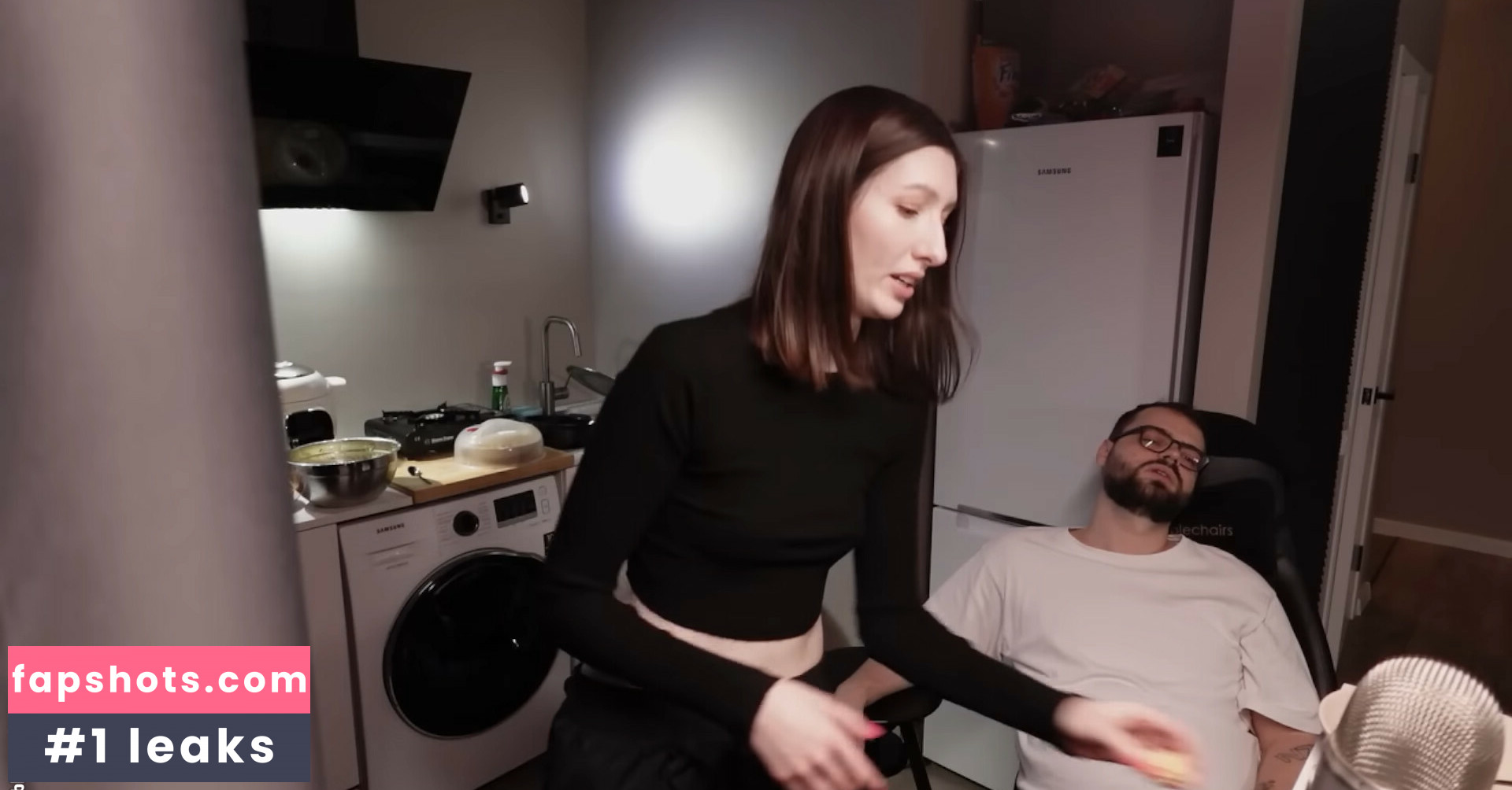 Aloona Larionova gallery photo #39