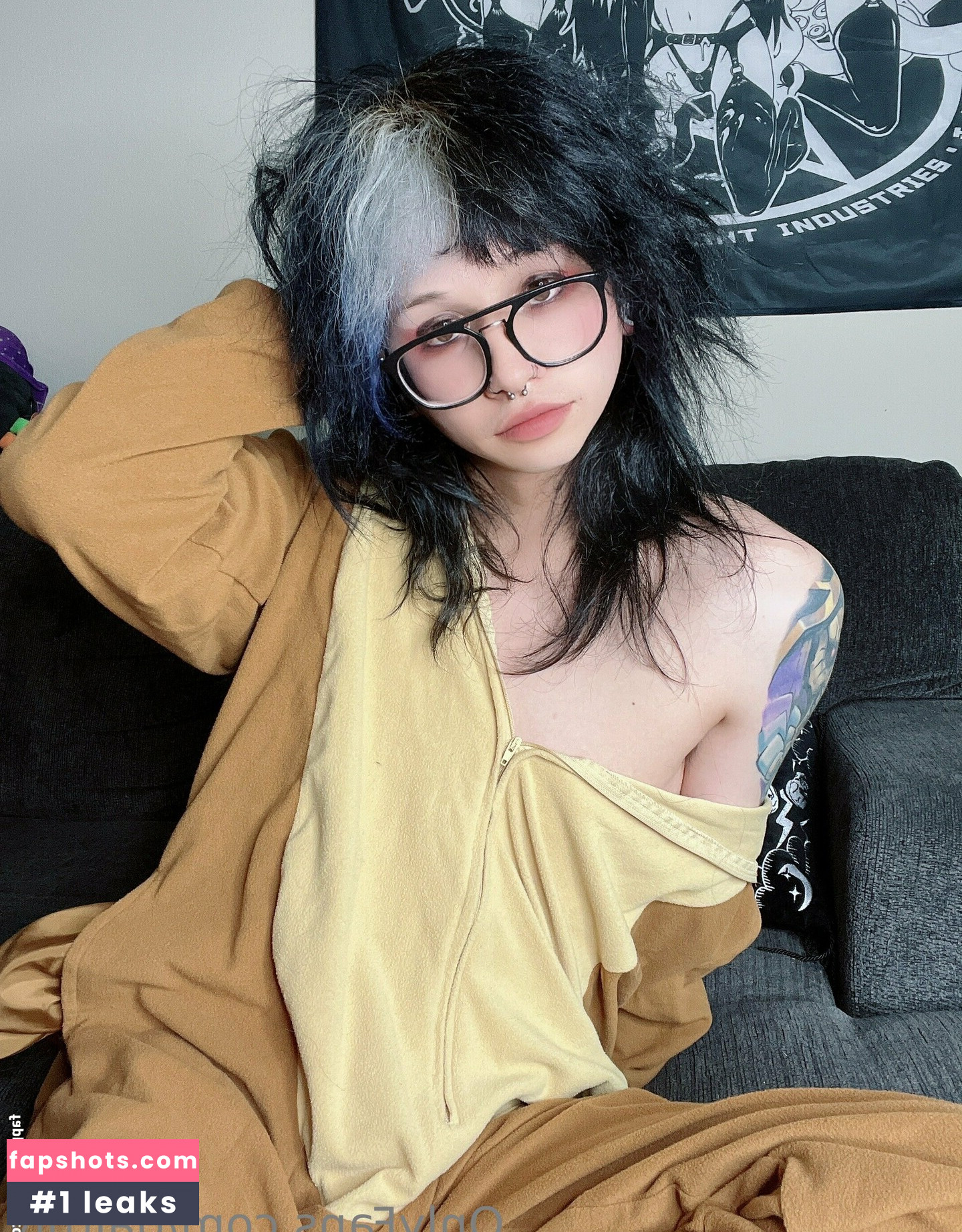 alsweyrs Nahé úniky fotek pouze od fanoušků #5 - Fapshots