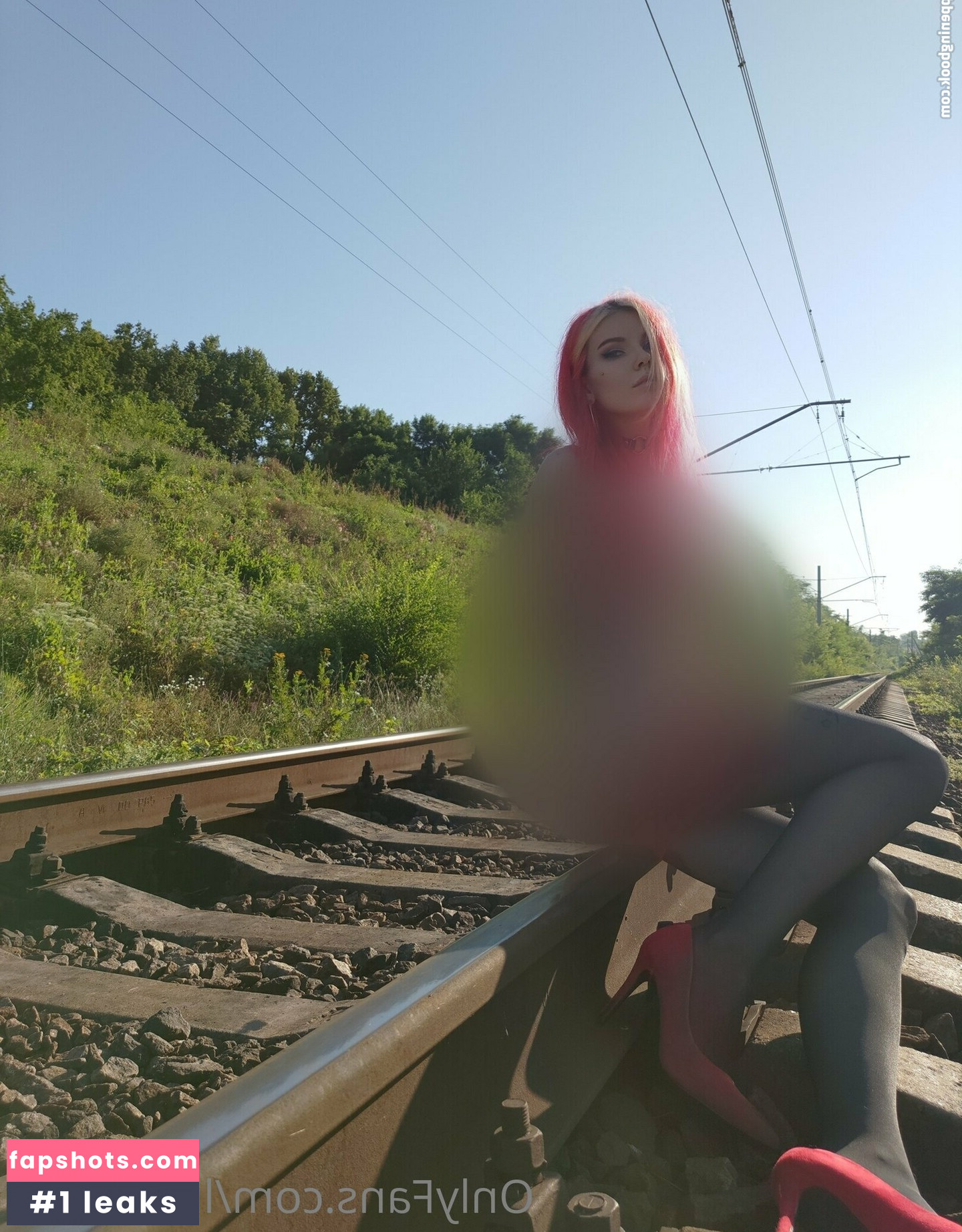 alt_girl_nextdoor nude babe gallery