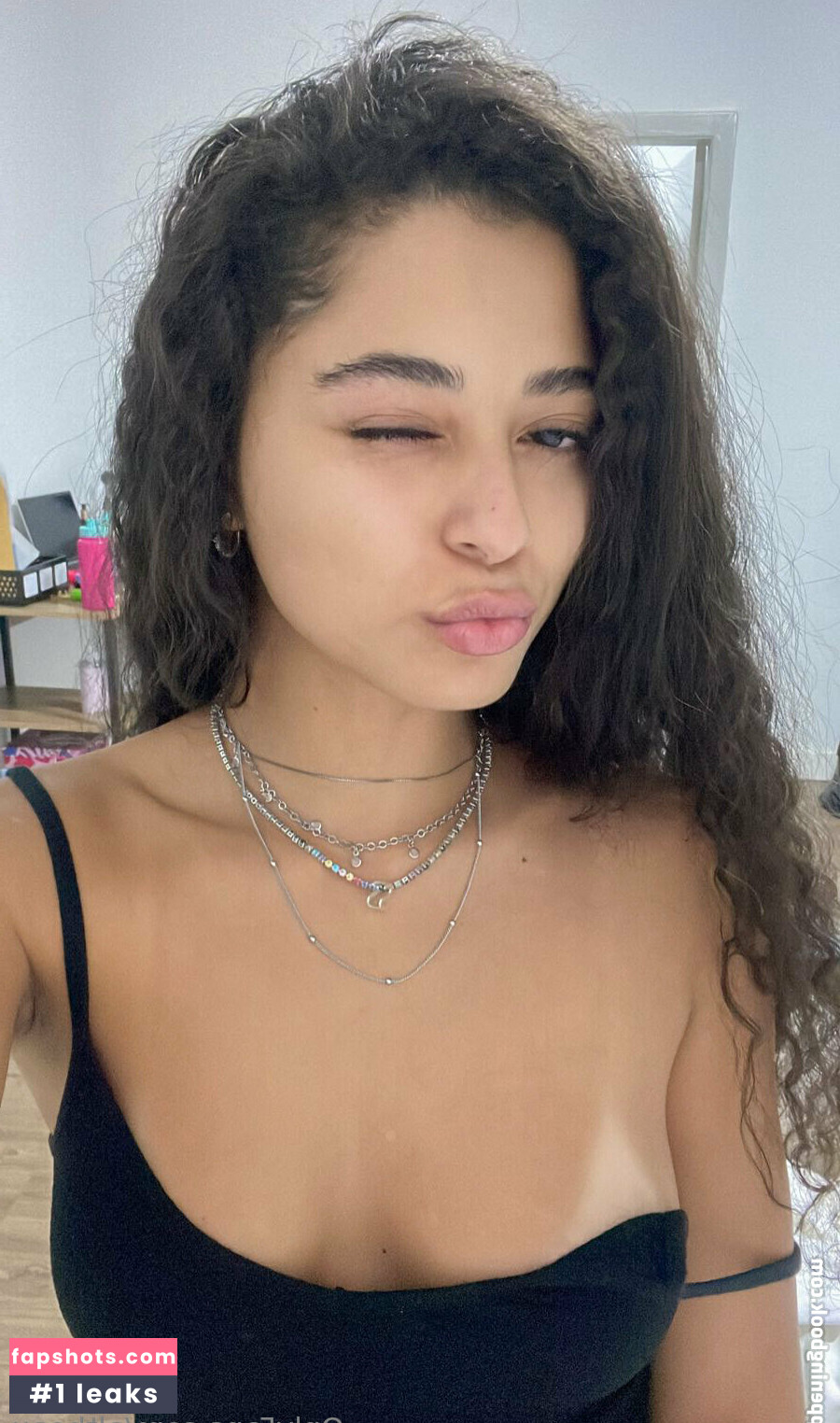 Althea gallery photo #4