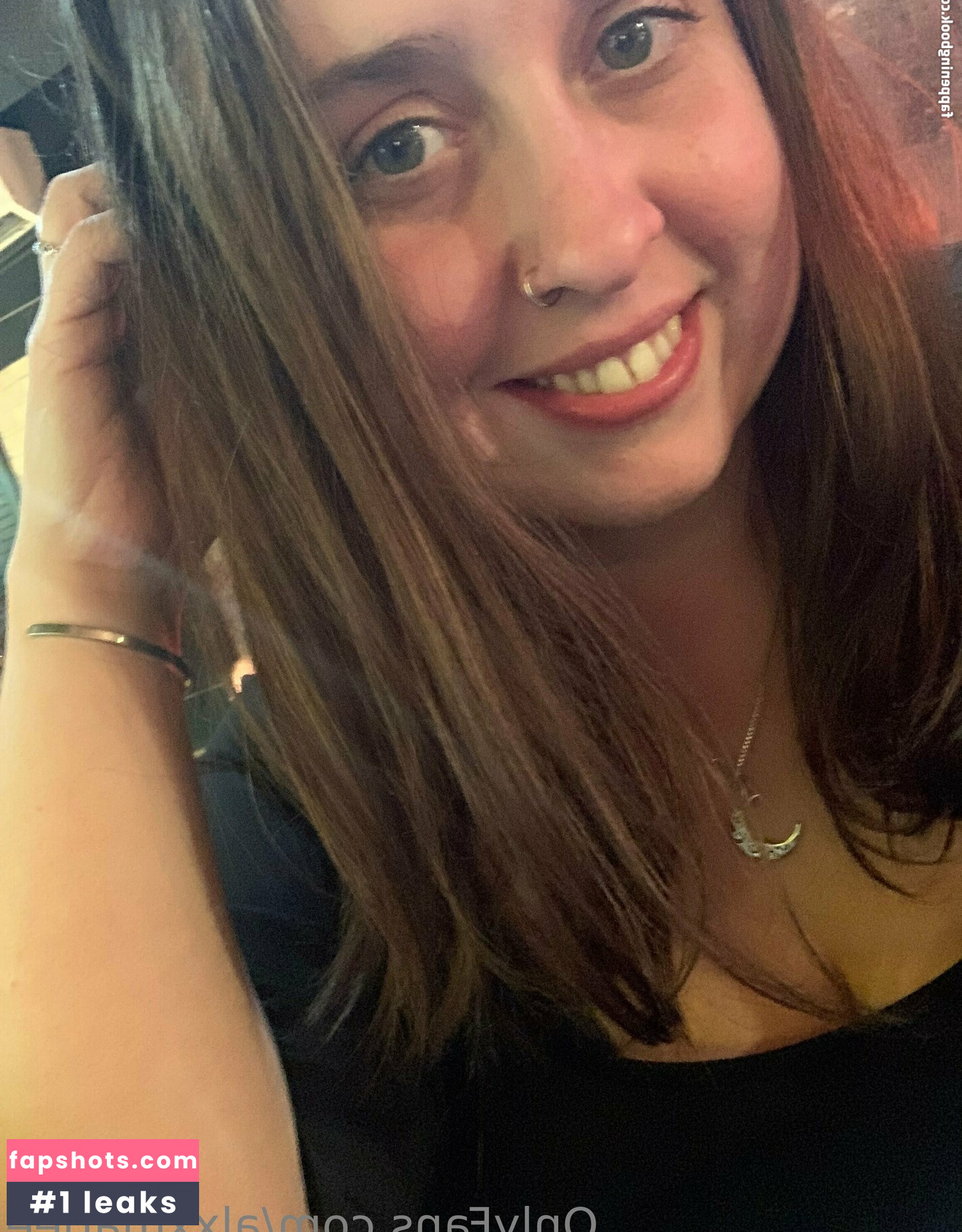 alxxmariee nude babe gallery