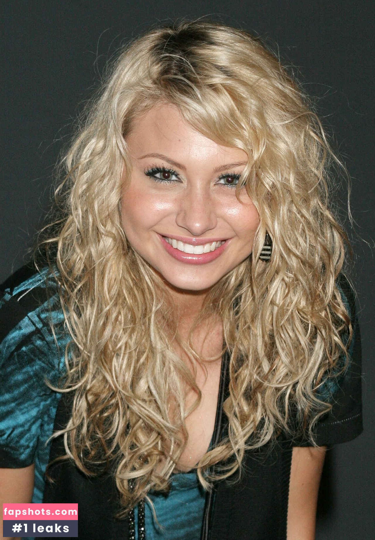 Aly Michalka Nahé úniky fotek pouze od fanoušků #92 - Fapshots