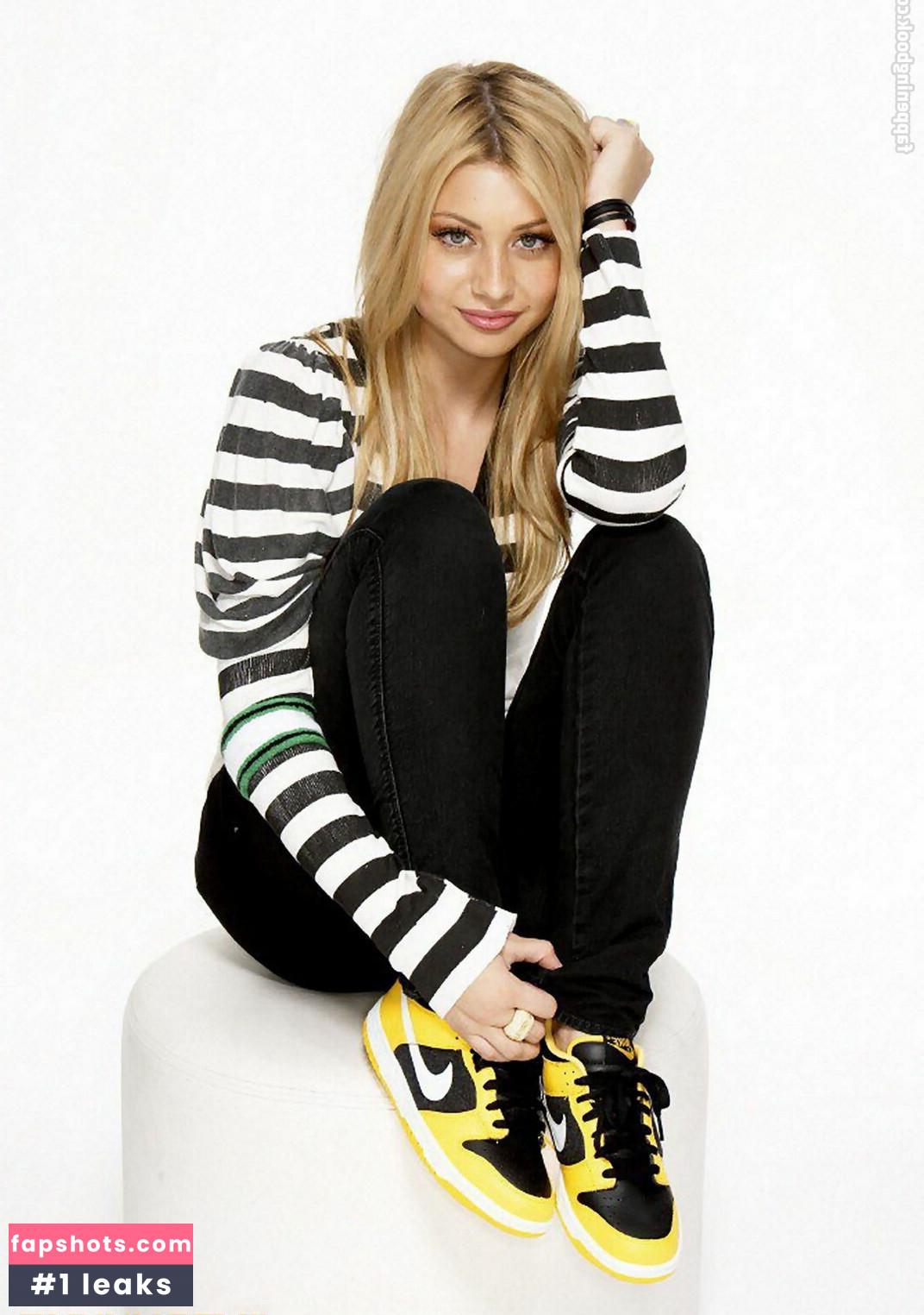 Aly Michalka Nahé úniky fotek pouze od fanoušků #98 - Fapshots