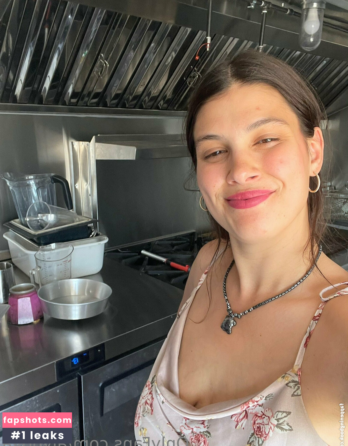 Aly Nova gallery photo #3