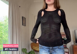 Alyabbott gallery photo #3