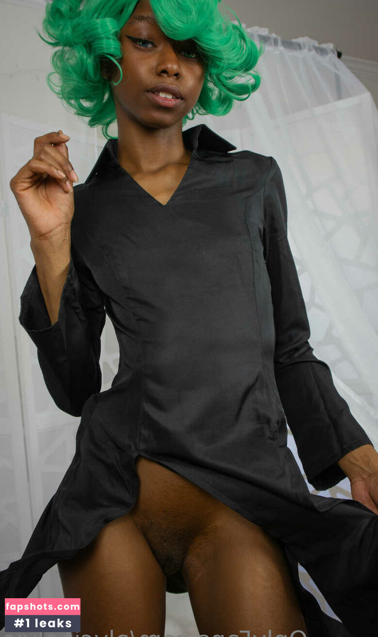 Alycia Elvie gallery photo #2