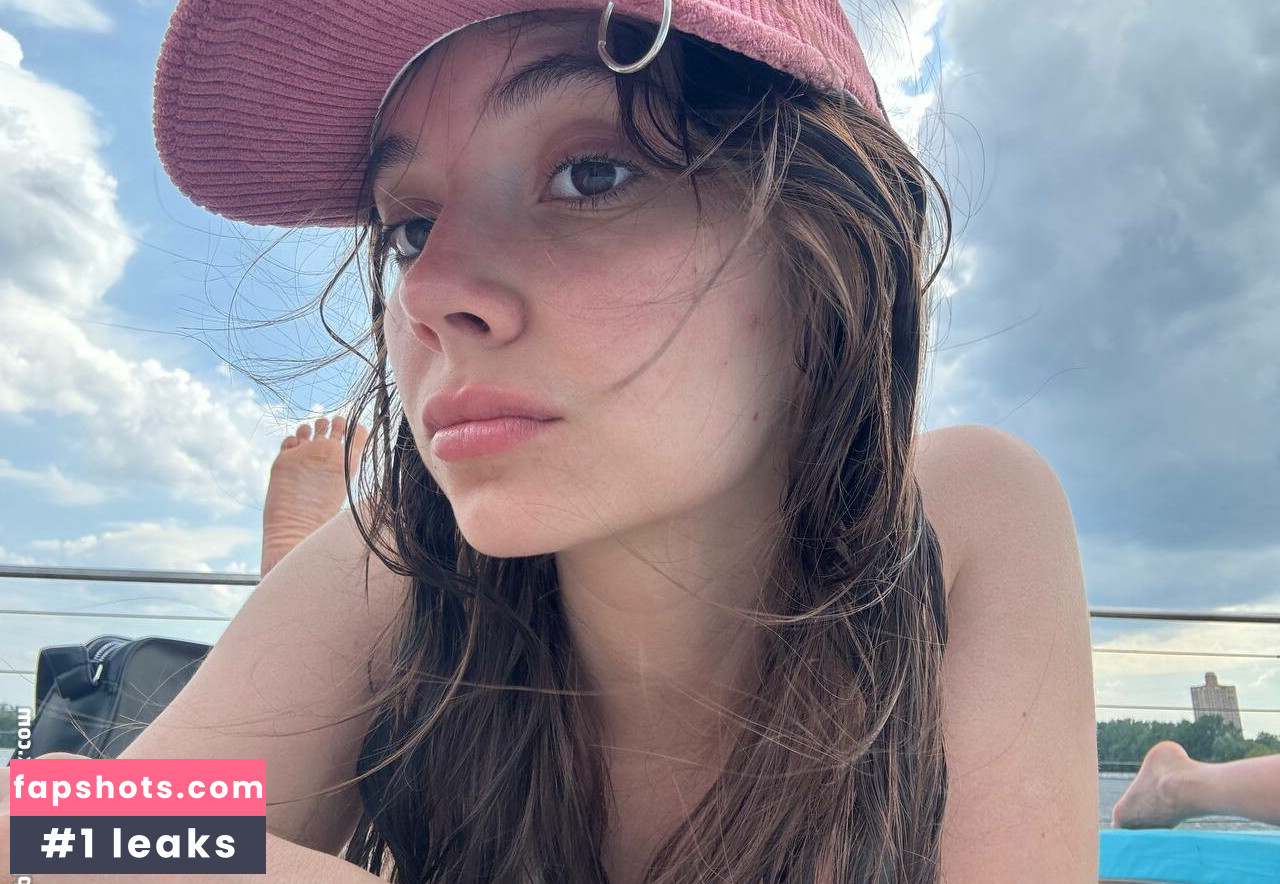 Alyona Bobrova gallery photo #15