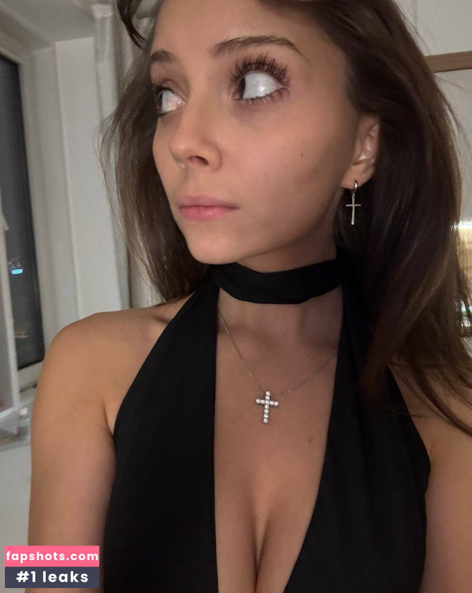 Alyona Bobrova gallery photo #4