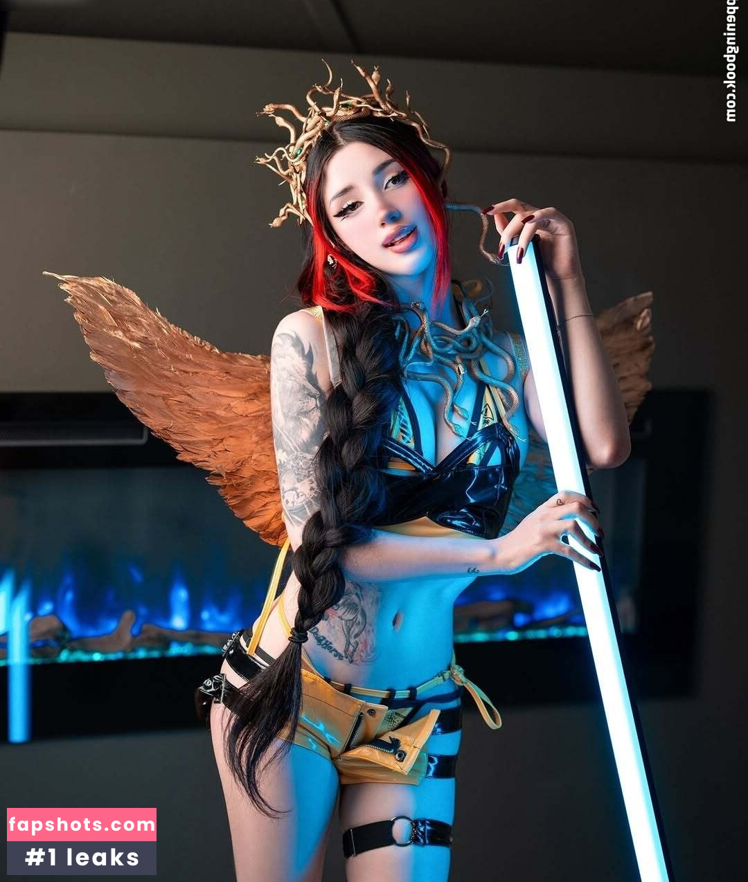 Alyri_tv gallery photo #16