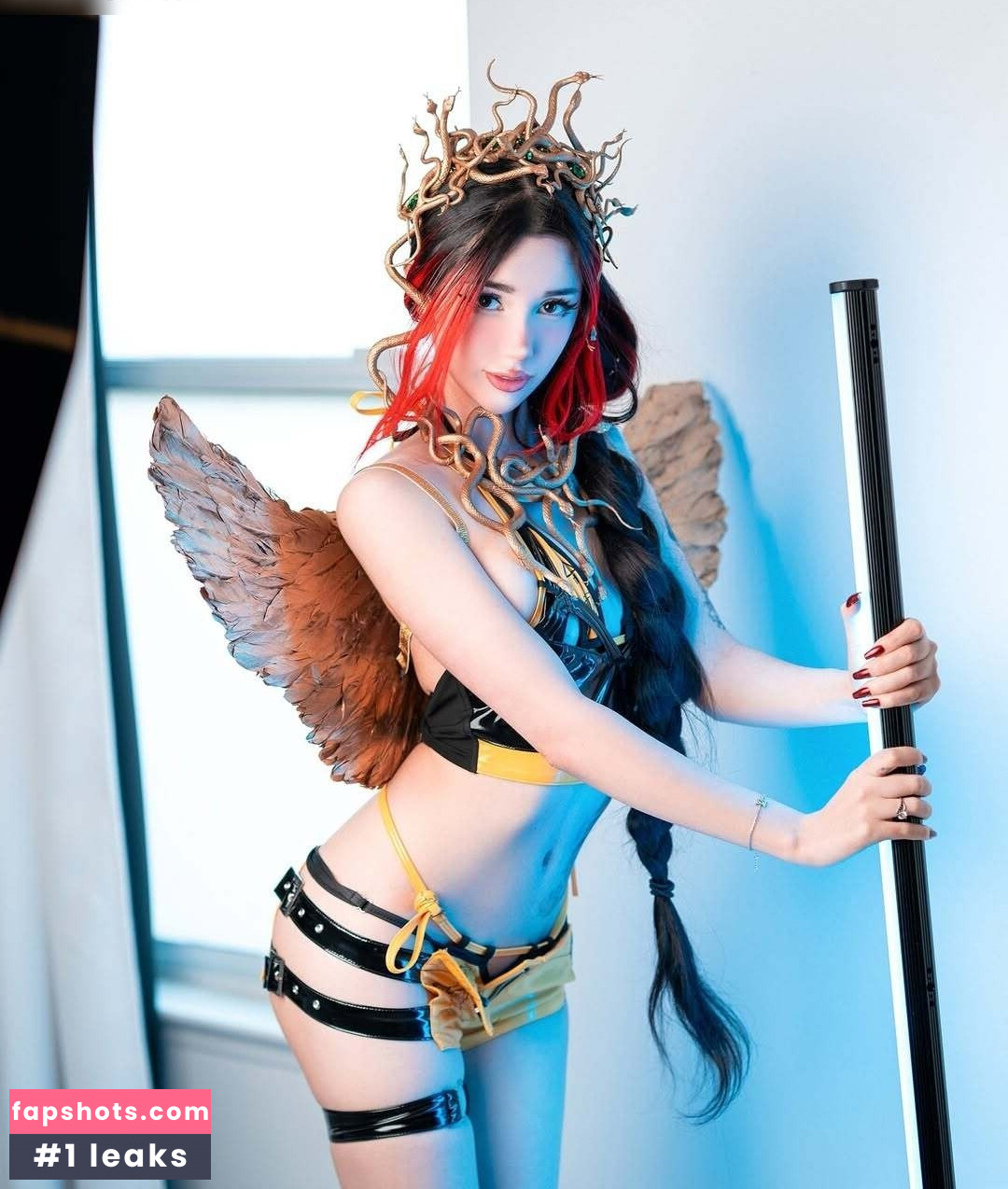 Alyri_tv gallery photo #18