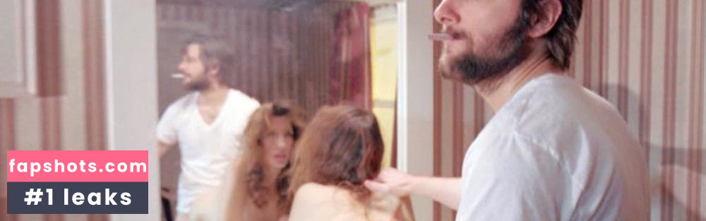 Alysia Reiner gallery photo #27