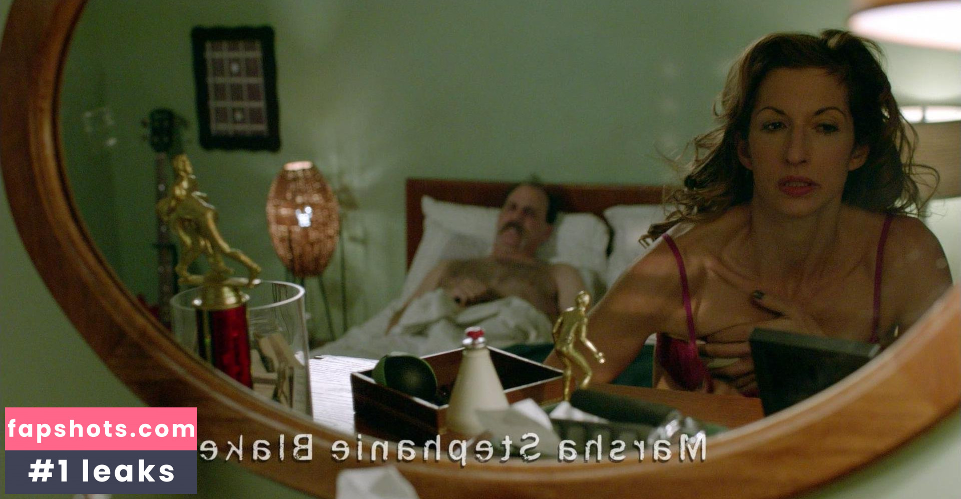 Alysia Reiner gallery photo #35