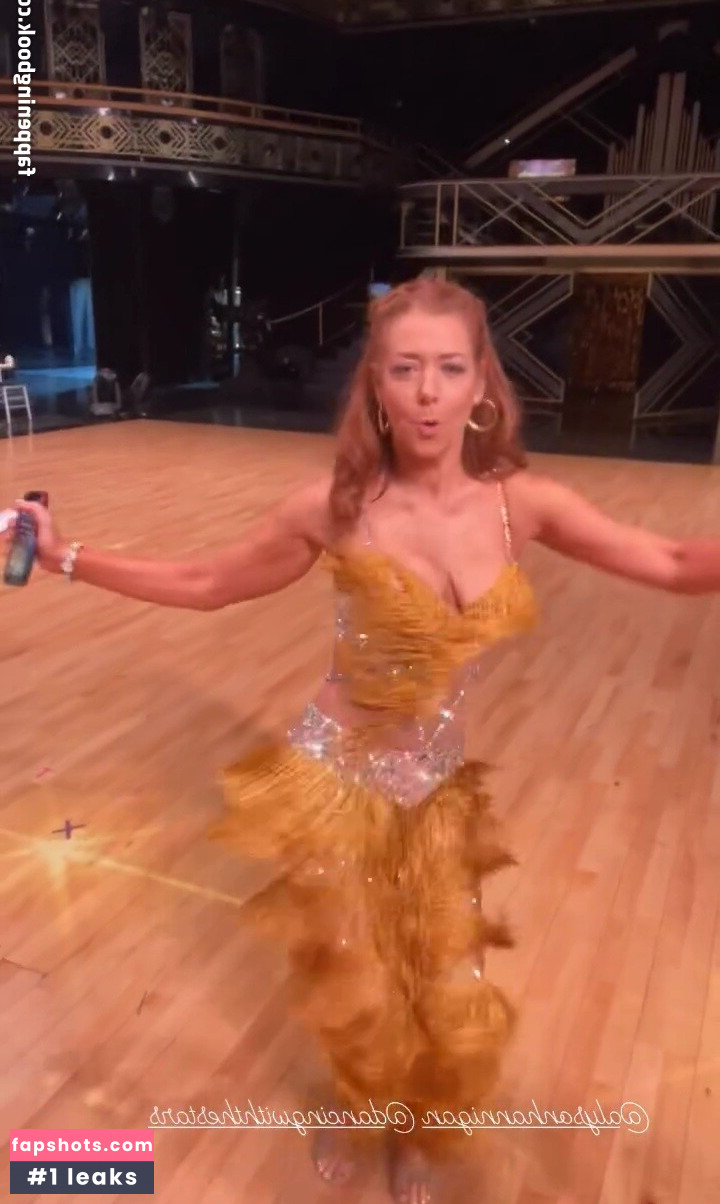 Alyson Hannigan gallery photo #22