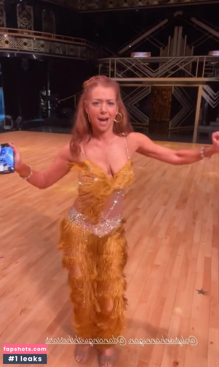 Alyson Hannigan gallery photo #25