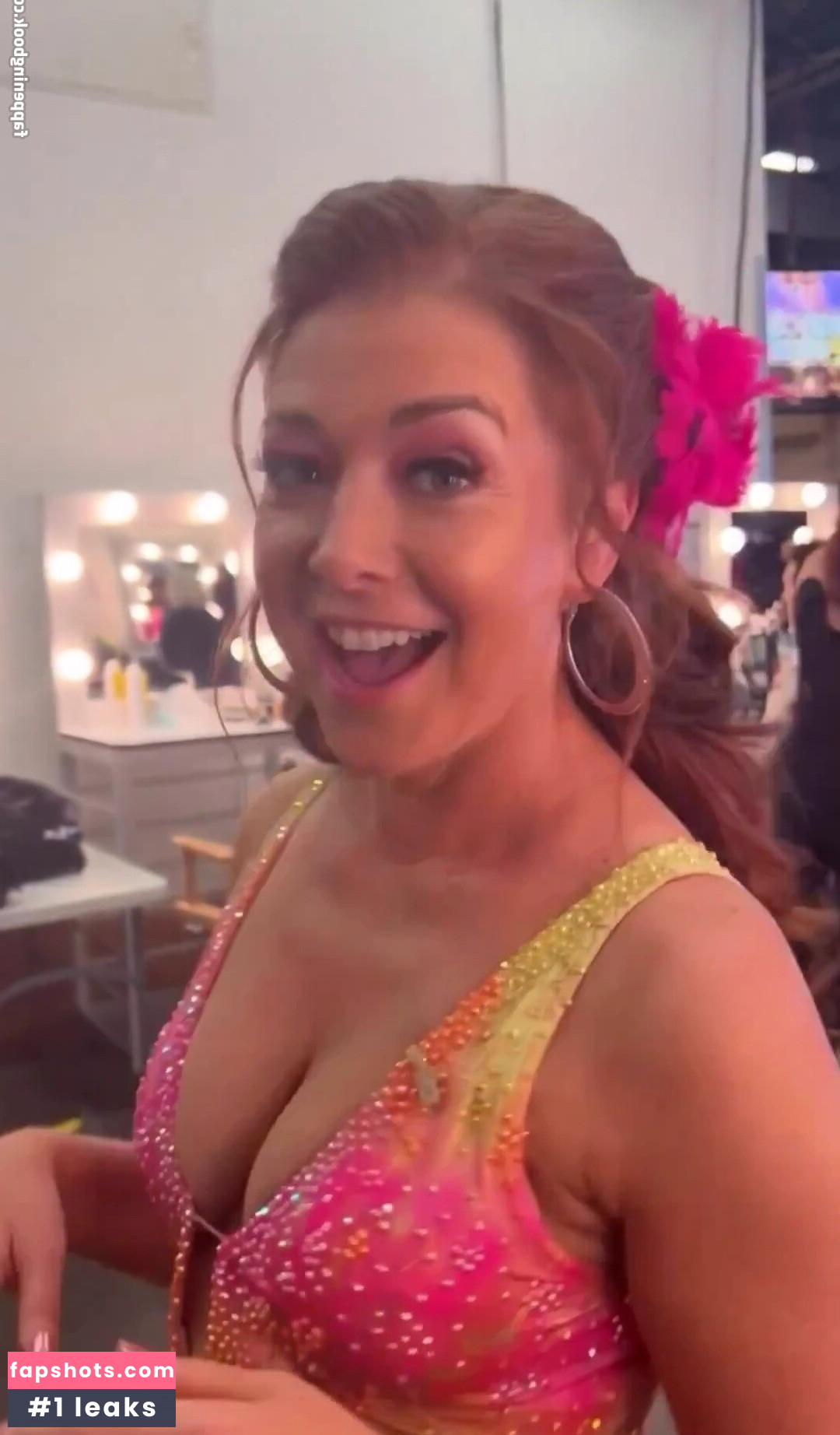 Alyson Hannigan gallery photo #31