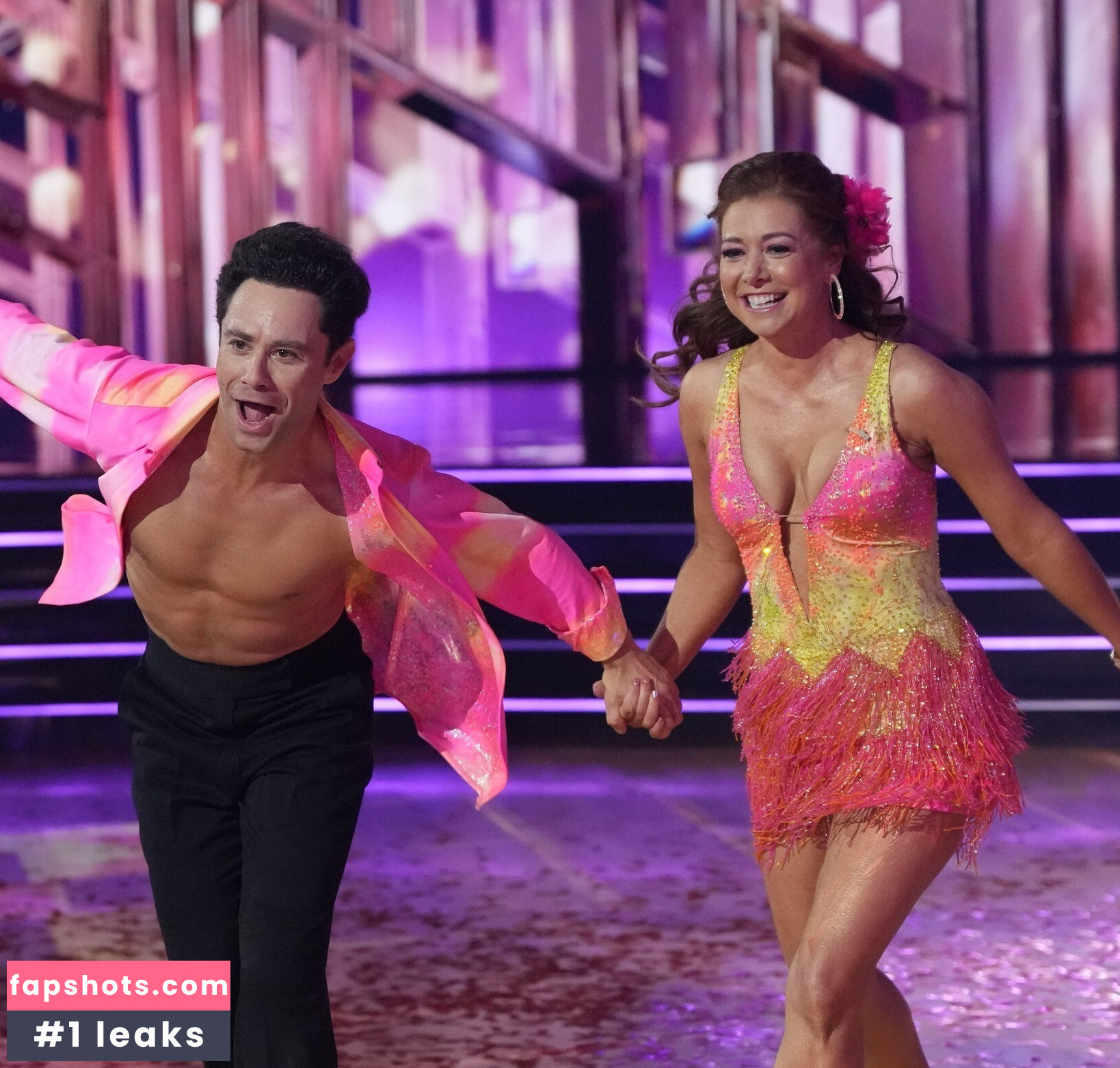 Alyson Hannigan gallery photo #36