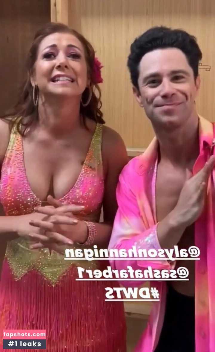 Alyson Hannigan gallery photo #38