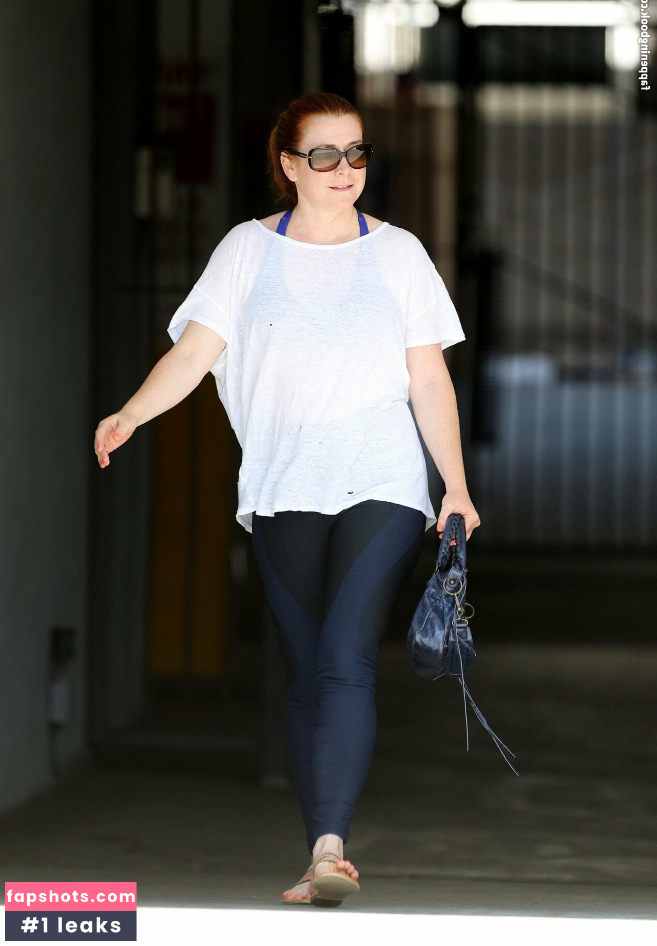 Alyson Hannigan gallery photo #40