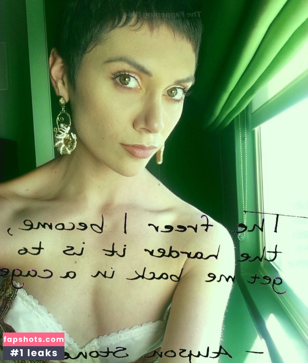 Alyson Stoner Nahá fotka z úniku fotek pouze pro fanoušky #26 - Fapshots