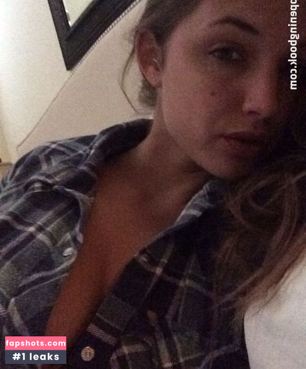 Alyssa Arce gallery photo #1054