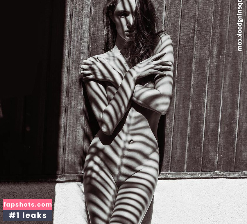 Alyssa Arce gallery photo #128