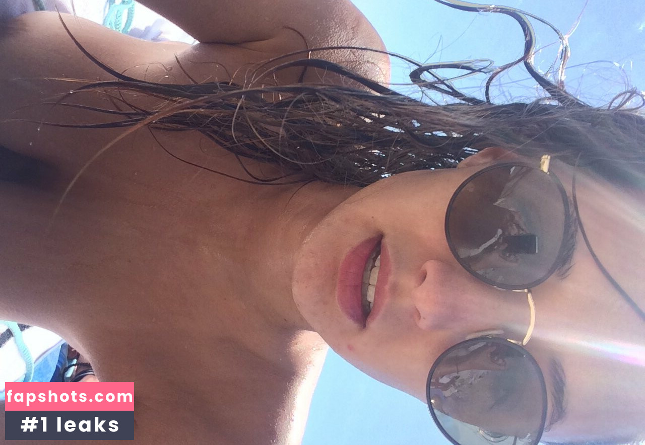 Alyssa Arce gallery photo #227